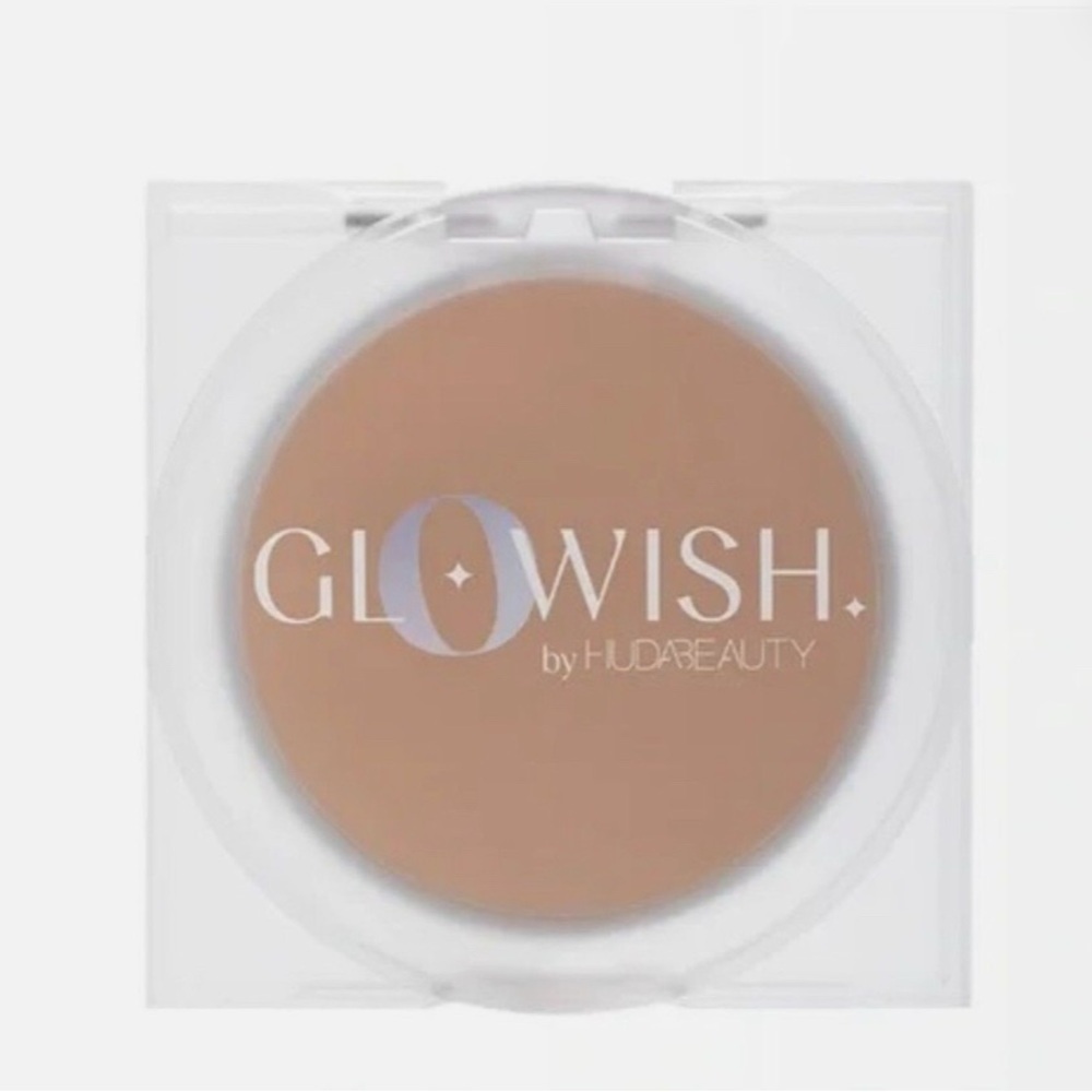 HUDA BEAUTY GloWish Luminous Pressed Powder - Picture 2 of 5